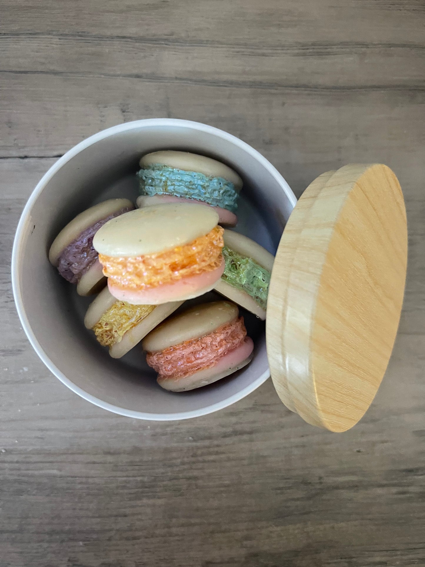 Painter’s Palette Macaroons